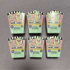 Disney Munchlings Pastel Mystery Pack Set